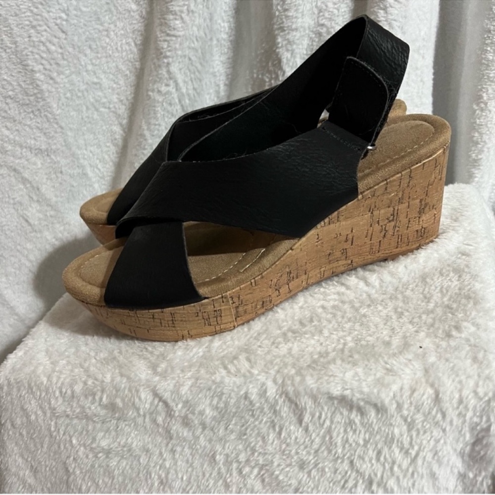 CL by Laundry Black Dream Girl Wedge Sandal